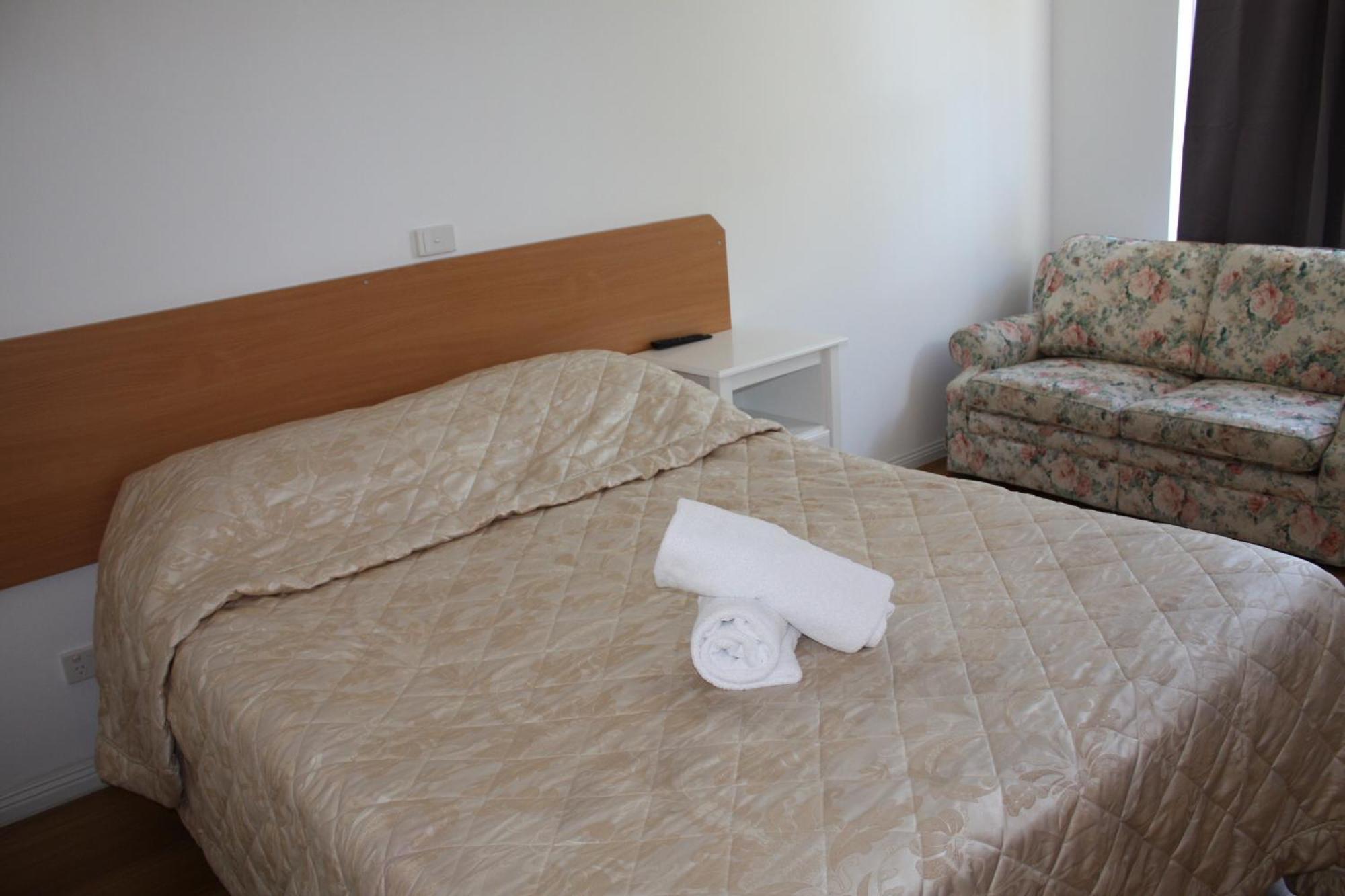מלבורן Coburg Motor Inn מראה חיצוני תמונה