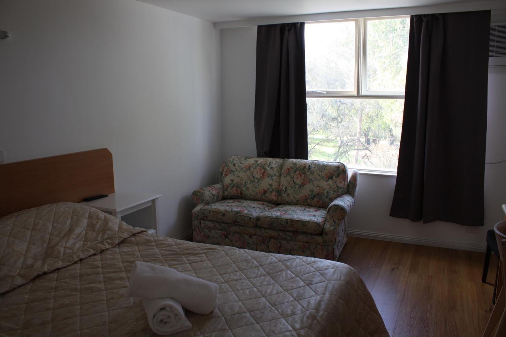 מלבורן Coburg Motor Inn מראה חיצוני תמונה